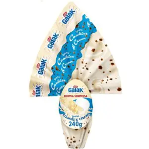 GALAK Uovo di Pasqua Cioccolato Bianco Cookies & Cream con Sorpresa e 2 Cioccolatini 240g