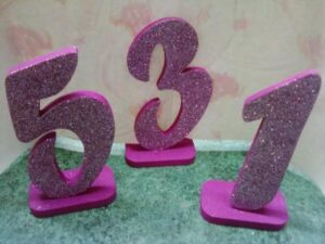 Numeri in polistirolo "fuxia"