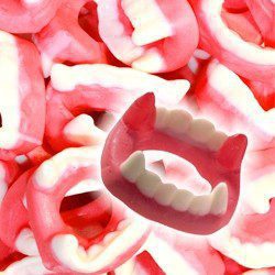 CARAMELLE GOMMOSE DENTIERA VAMPIRO GR 300 HALLOWEEN