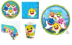 KIT 16 OSPITI BABY SHARK CON PALLONE GLOBO ( 16 piatti,16 bicchieri,16 tovaglioli ,1 tovaglia 1 pallone globo)