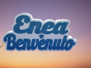 SCRITTA  PERSONALIZZATA IN POISTIROLO GLITTERATA BENVENUTO/A