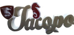 NOME PERSONALIZZATO  IN POLISIROLO COLORATO ORO CON STAMPE  SALERNITANA