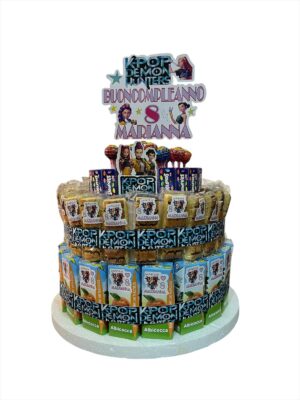 Kpop  Demon Hunters Torta di Merendine con Topper Personalizzato